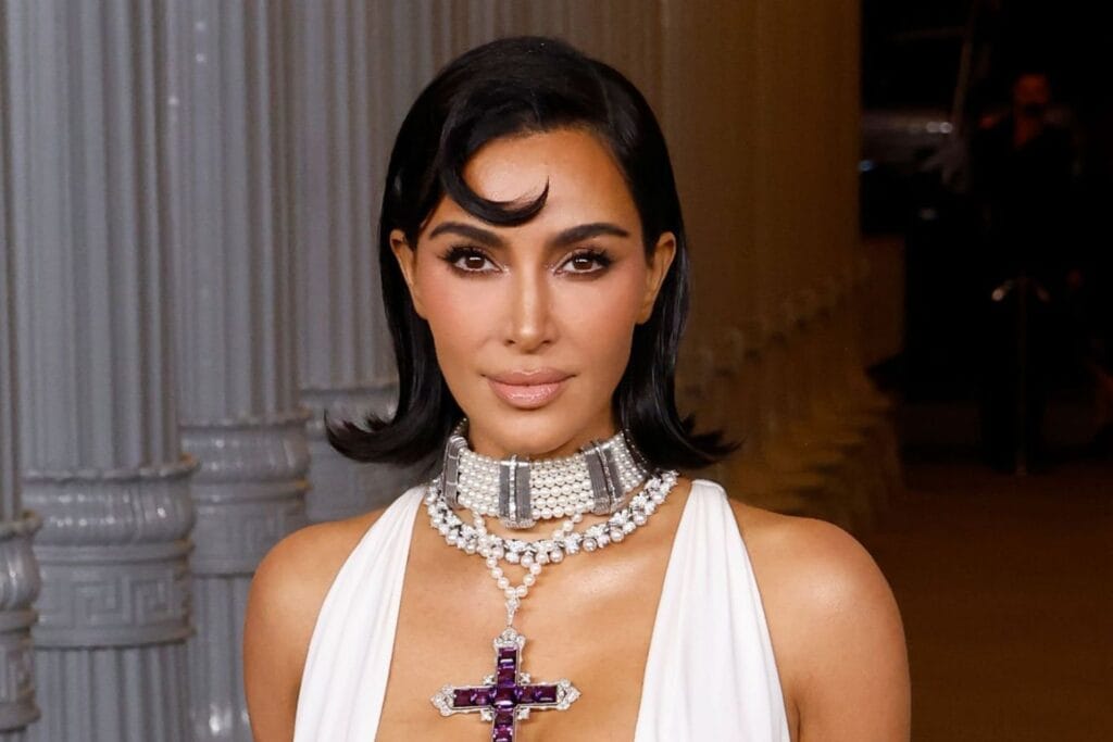 Top 5 Richest Female TV Personalities in the World
Kim Kardashian