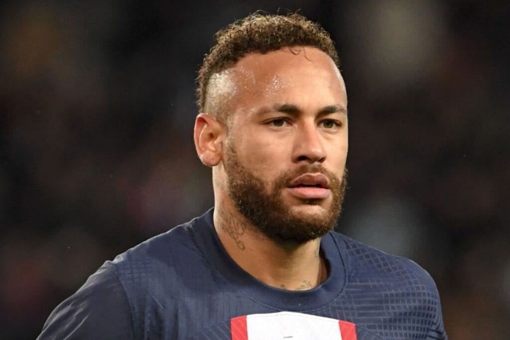 Top 5 highest paid footballers