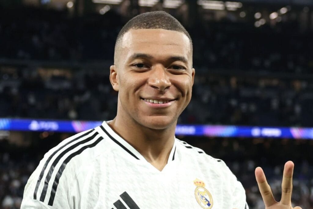 Top 5 highest paid footballers