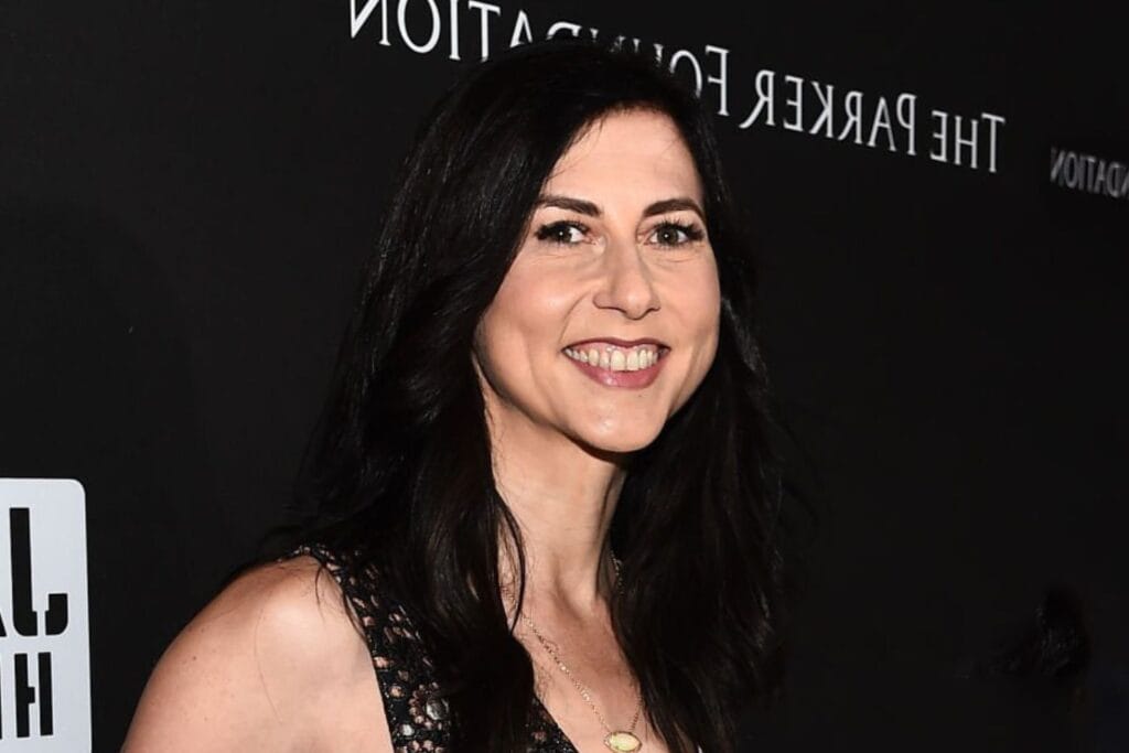 Top 5 Richest Women in the World
MacKenzie Scott