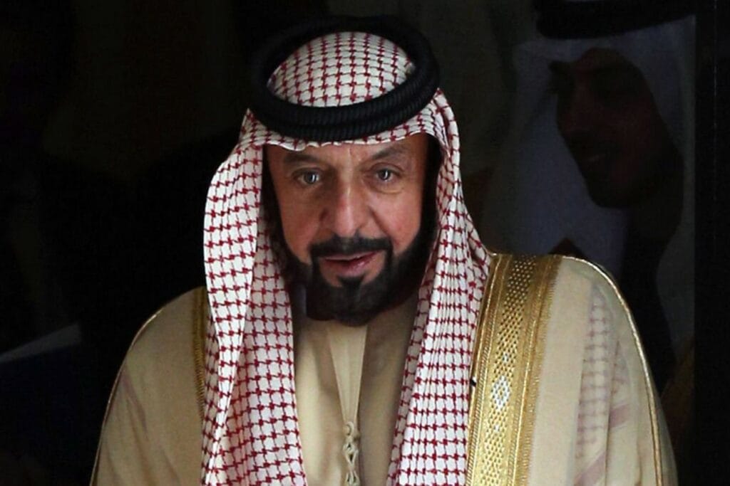 Top 10 Wealthiest Politicians In the World
Sheikh Khalifa bin Zayed Al Nahyan
