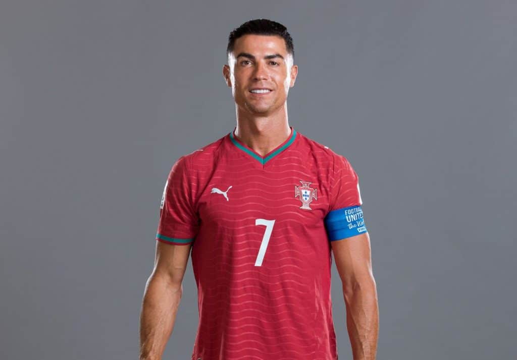 top 10 richest football player in the world