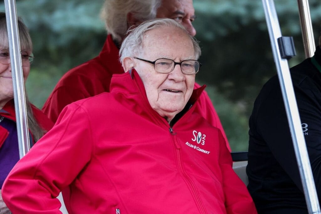 a man in a red jacket
Top 5 Billionaires Who Give Away the Most Money